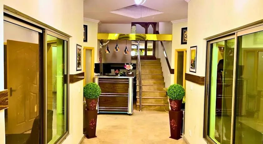 Doves Inn Hotel kalma Chowk - Image 1