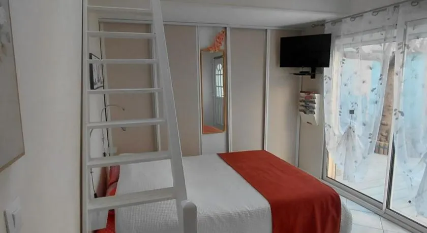 BED AND BREAKFAST ORCHIDI PERPIGNANO LA CATALANE - Image 1