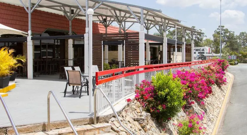 Acacia Ridge Hotel - Image 1