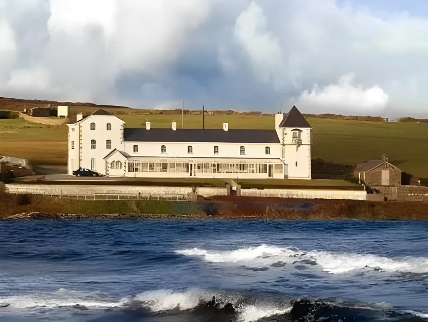 Stella Maris Shore House - Image 1