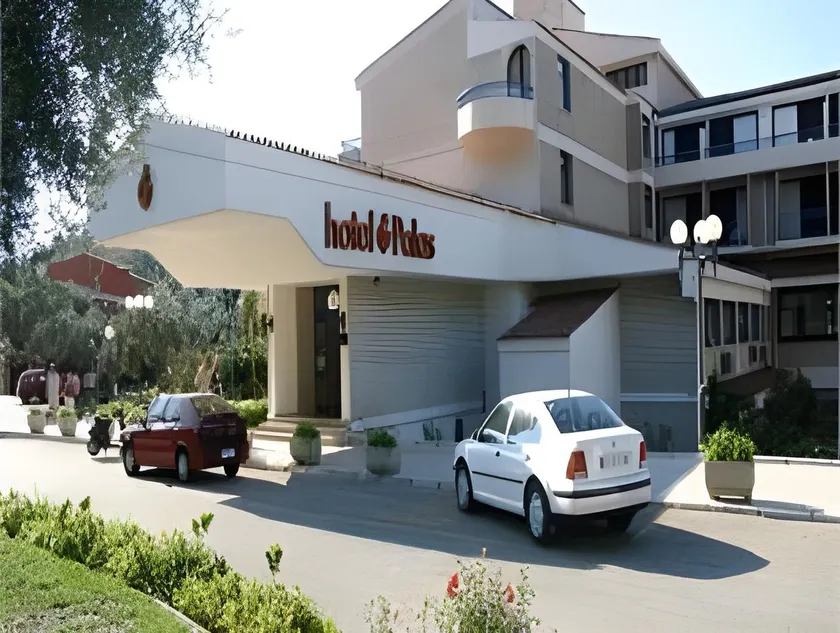 Hotel Palas - Image 1