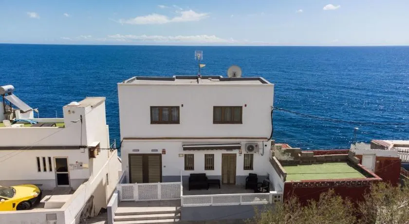 Casa Marlene Luxury SeaFront - Image 1
