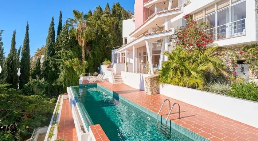 Villa avec barbecue, piscine privée et terrasse | Vue mer - Image 1