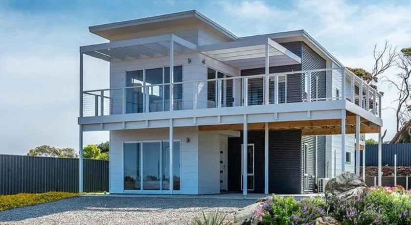 ARIA Emu Bay Seaside KI@43 - Image 1