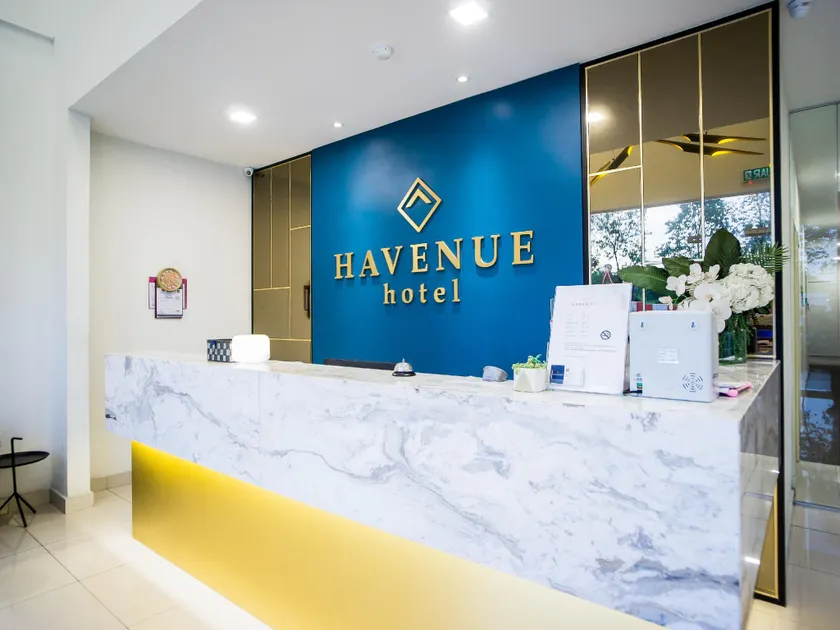 Havenue Hotel - Image 1