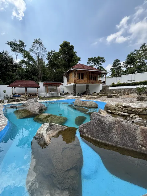 Villa Indah Cipancar - Image 1