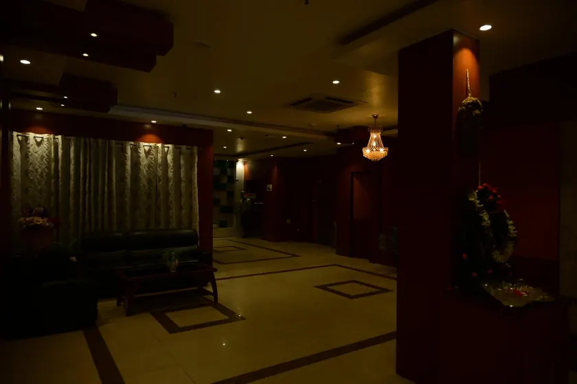 Hotel Micro Continental - Image 1