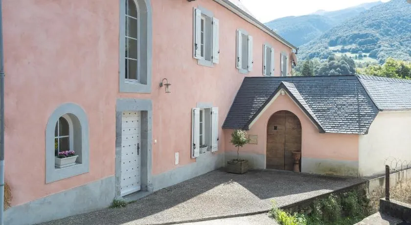 Gîte Ainerak - Spa privatif face aux montagnes- Services tout inclus - Pays Basque - Image 1