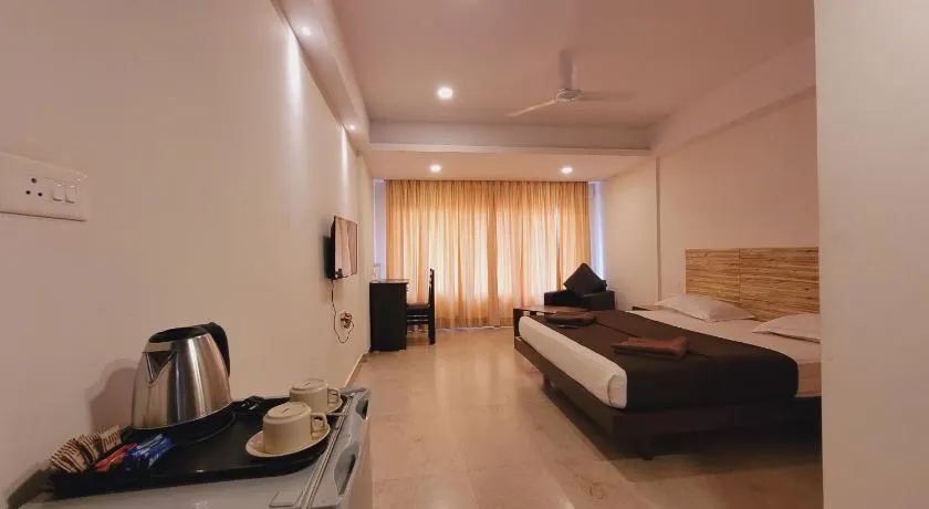 Famafa Hotel - Image 1