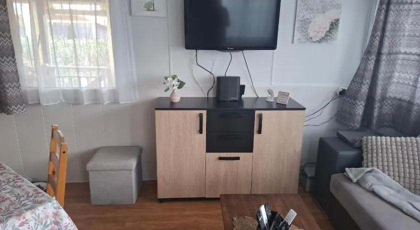 Le Montourey mobihome - Image 1