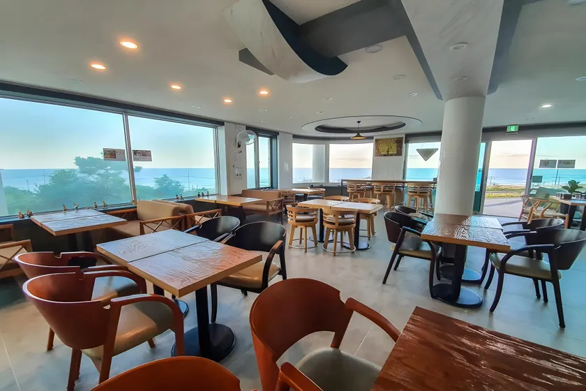 Gangneung Mangsang Beach Pension - Image 1