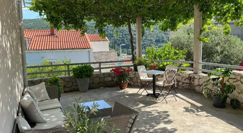 Apartment N&I - Image 1