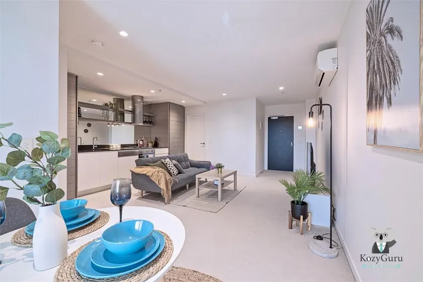 KozyGuru | Abbotsford | 1Bed Apt - Image 1
