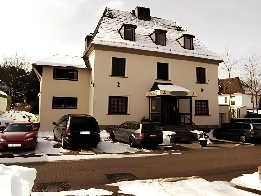 Kurparkhotel-Gemünd - Image 1