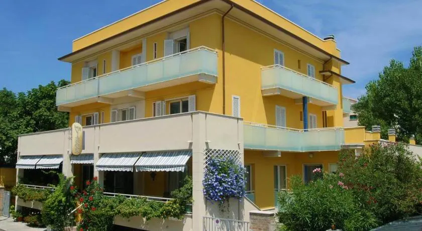 Hotel Vienna - Image 1