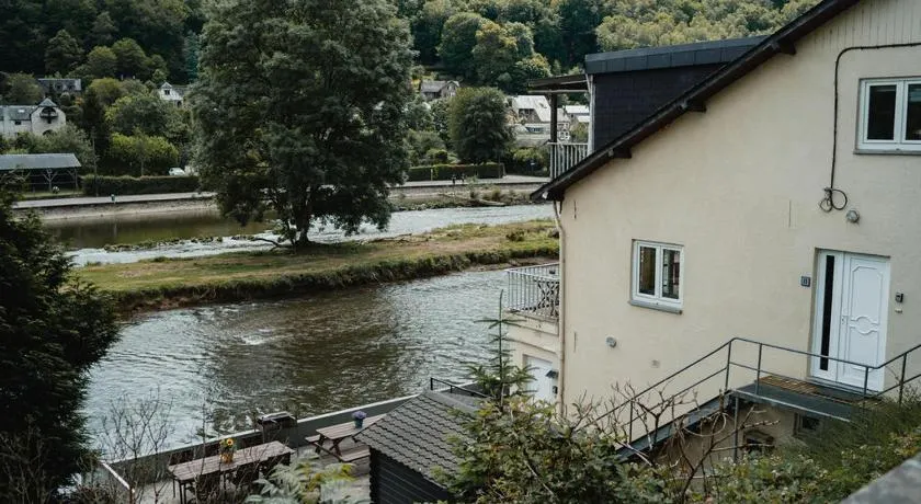 Appartementen met zicht op de rivier de Semois en eigen balkon - Image 1