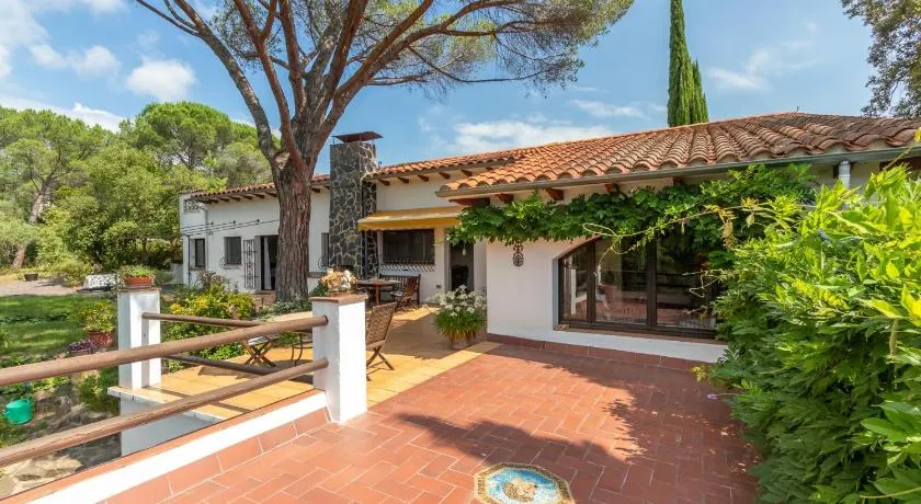 El Pigot - charming tranquil holiday home surrounded by nature with a private swimming pool - Image 1