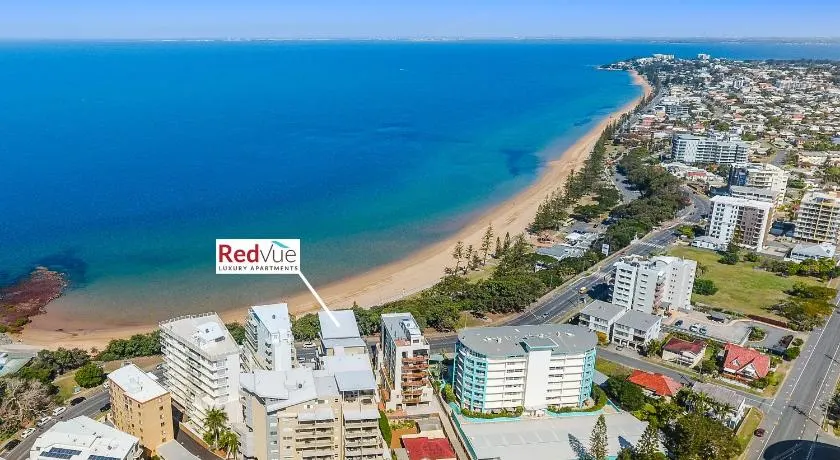 Redvue Holiday Apartments - Image 1