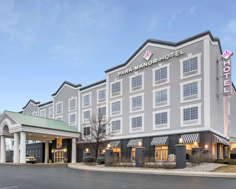 Park Manor Hotel - Image 1