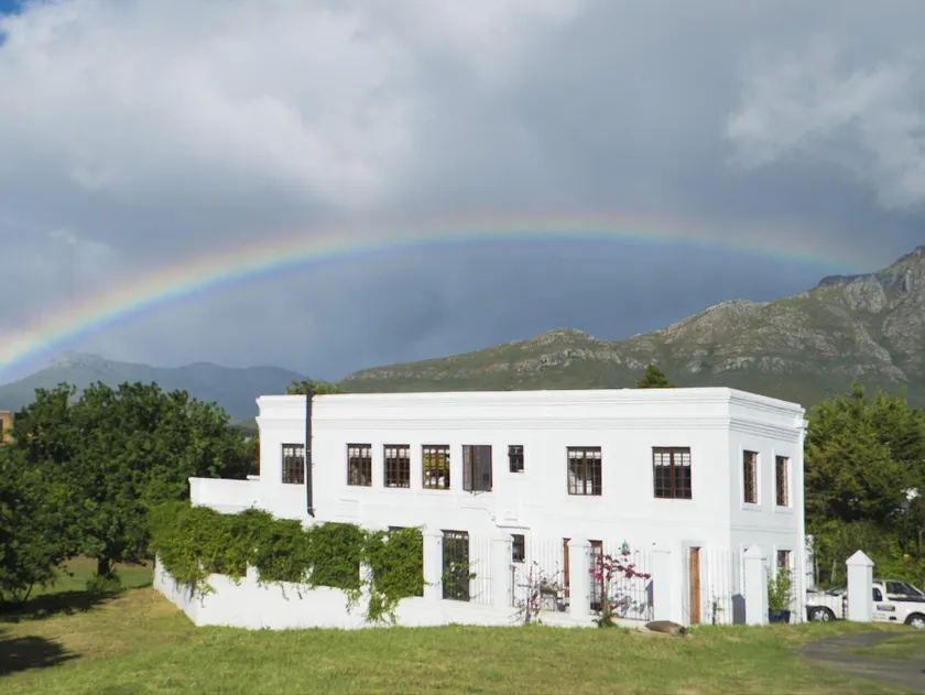 Boord Guest House - Image 1