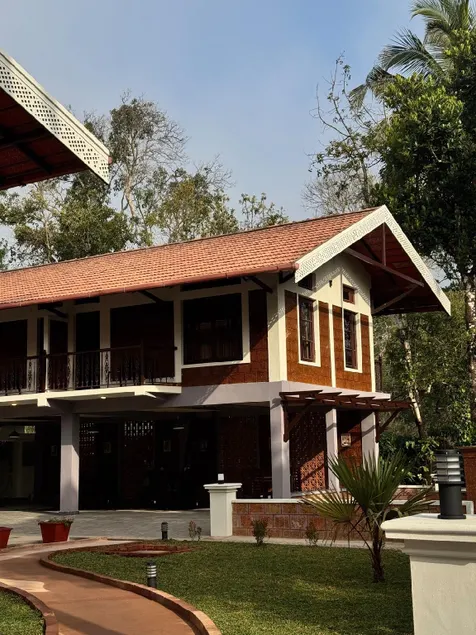 Pebble - The Kumberi Manor - Image 1