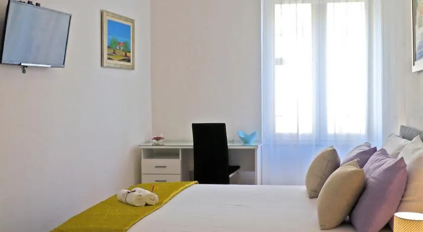 A&M Apartment and Rooms - Image 1