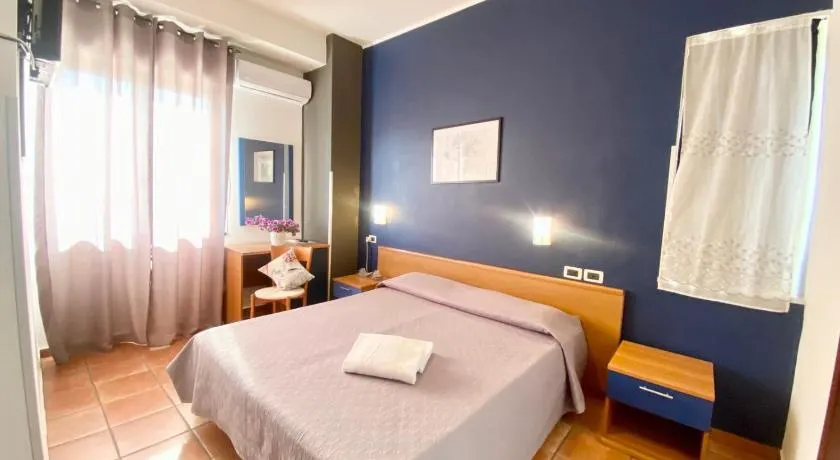 Hotel Praja Mare - Image 1
