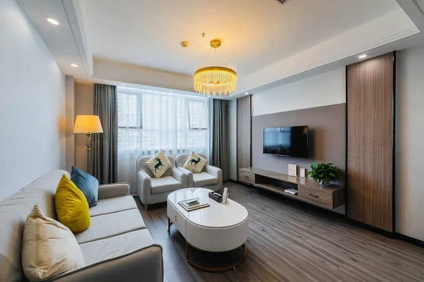 Zhongyue Hotel - Image 1