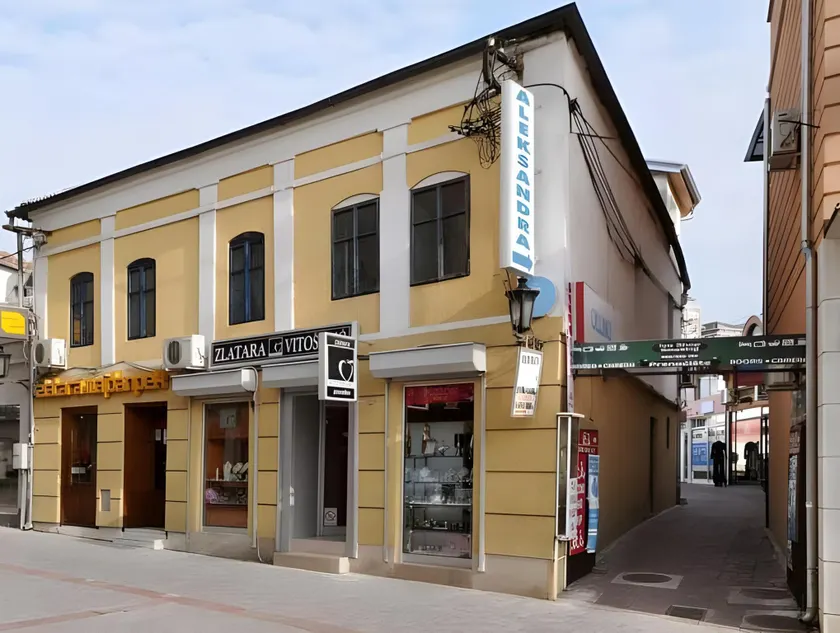 Apartmani Aleksandra u centru grada - Image 1