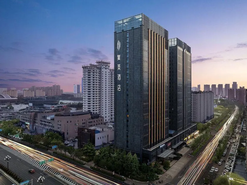 MEHOOD LESTIE Hotel (Luoyang Longmen High-Speed Railway Station Sports Center) - Image 1