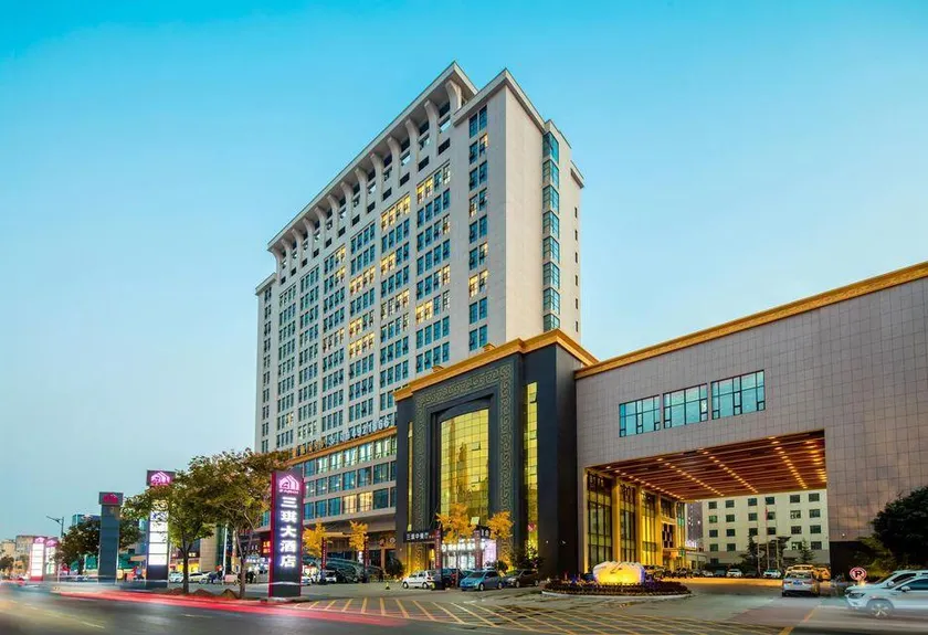 Yicheng three qi hotel - Image 1