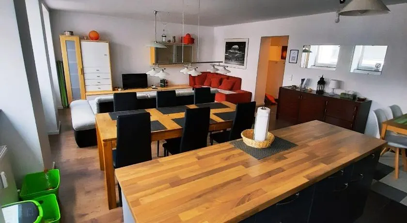 ROOMS in SHARED HOUSE SAARBRUCKEN Center - Image 1
