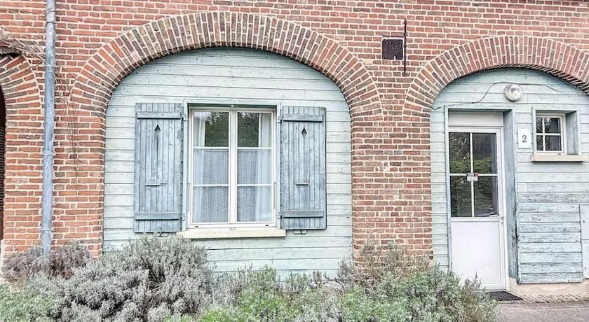 Le Lodge - Bleu lavande - Image 1