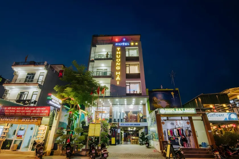 Phong Nha Jasmine Hostel & Roof Top Bar - Image 1