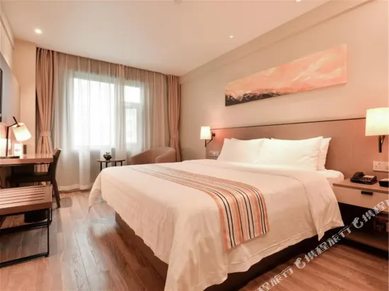 Huaxi Hotel - Image 1
