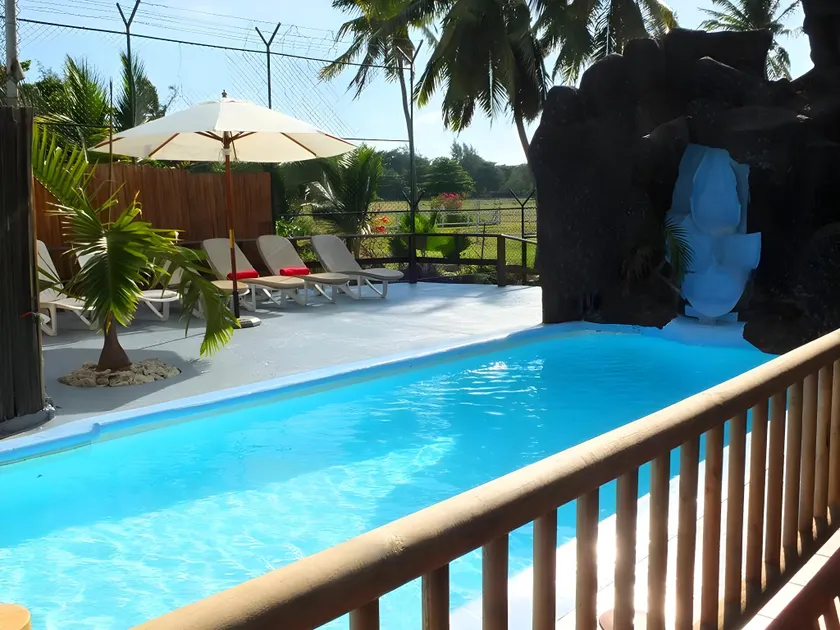 Eden Villa - Image 1