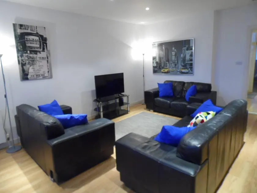 Moderne 2 Bed apt i nærheden af SSE Hydro og SEC - Image 1