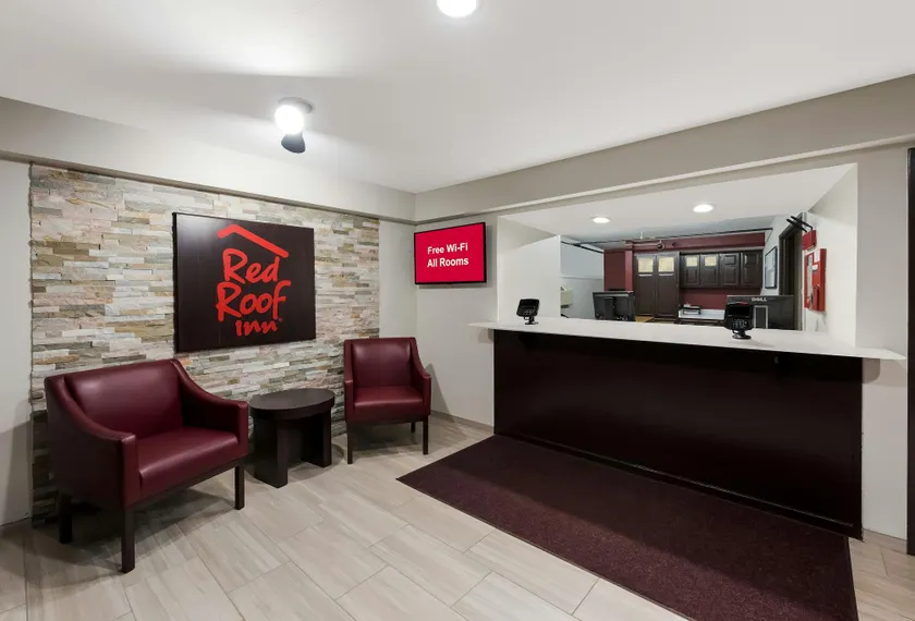 Red Roof Inn Mansfield - Image 1