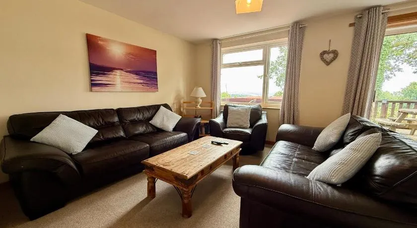 Meadow View - Image 1