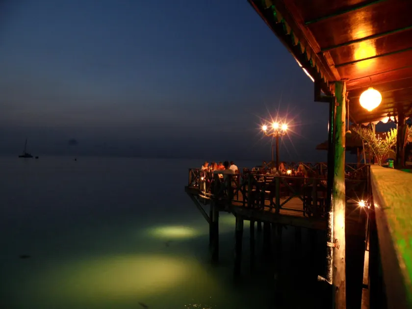 Langi Langi Beach Bungalows - Image 1