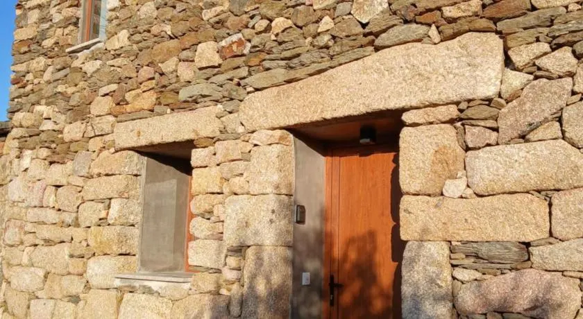 Alojamento Rural Casa da Eira - Image 1