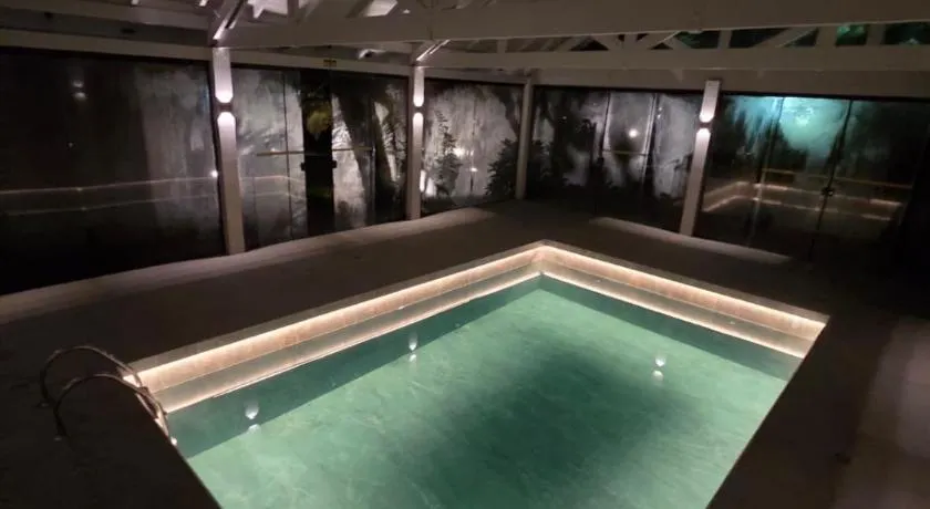 Lê Château Hotel de Gramado, seu refúgio no centro da cidade - Image 1