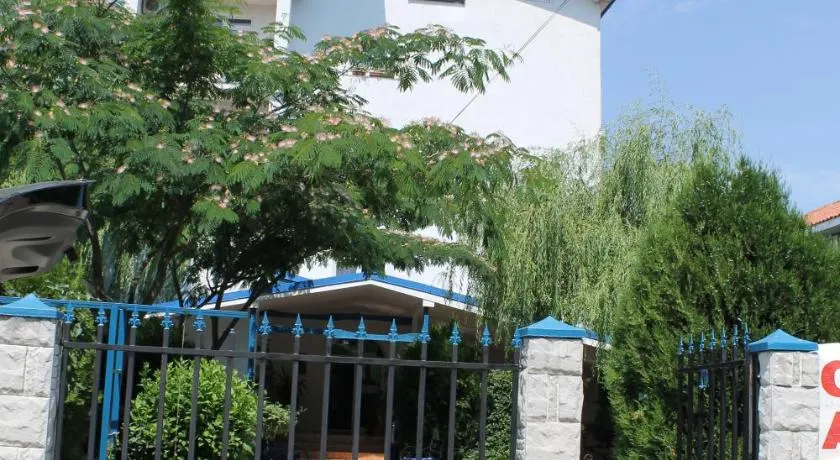 Hotel Vila Alex - Image 1