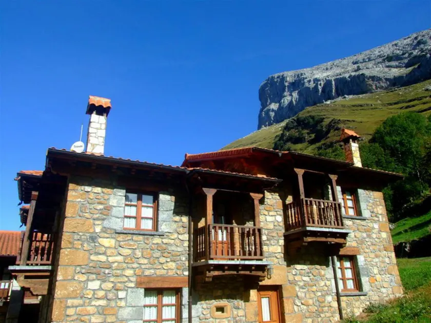 Las Casucas de Ason - Image 1