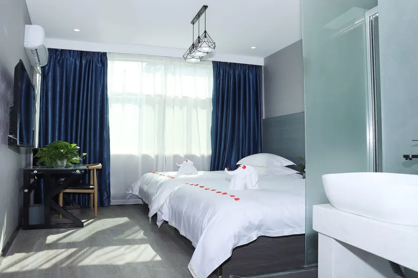 Heyi Boutique Hotel (Wuyi Ancient City Branch) - Image 1
