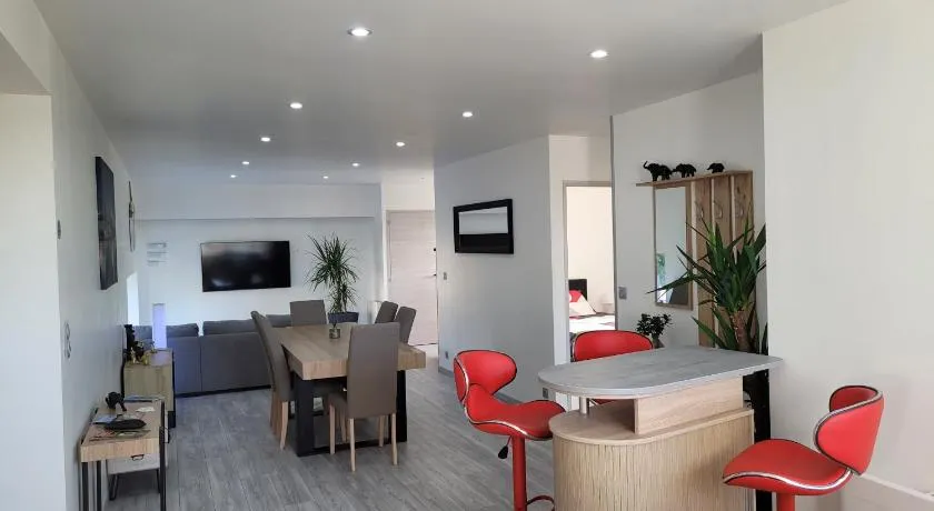Logement entier Mont-Saint-Michel - Image 1
