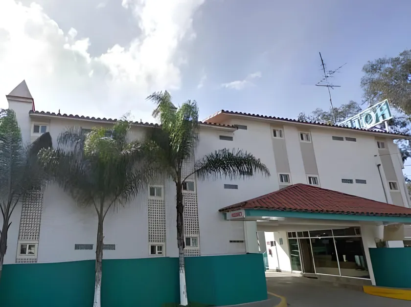 R INN de TIJUANA - Image 1