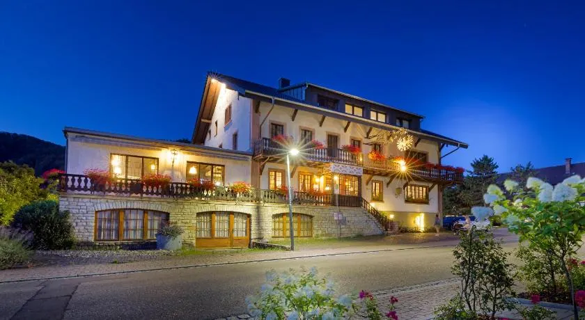 Hotel Gasthaus Adler - Image 1