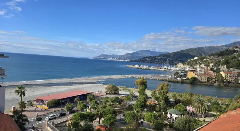 Casa Giardino Vista Mare - Image 1