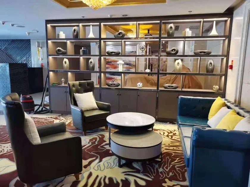 Elite Hotel - Image 1